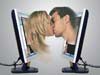 Love E-Cards: Digital kisses